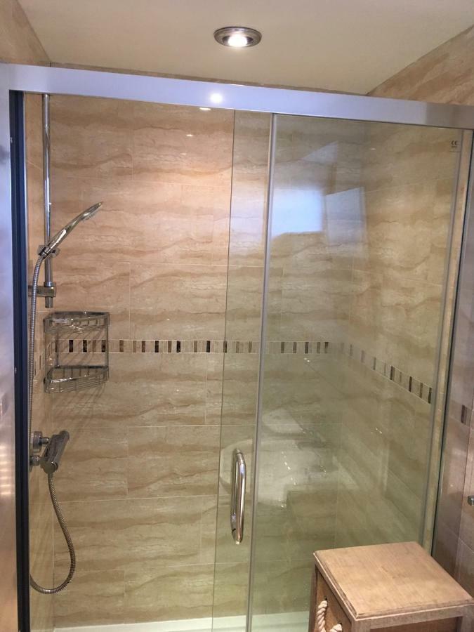 Crud Yr Awel Apartment Y Felinheli Ngoại thất bức ảnh